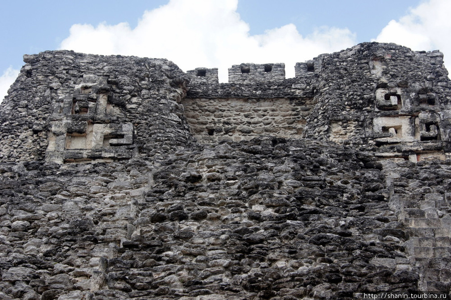 Руины в Бекане Кампече, Мексика