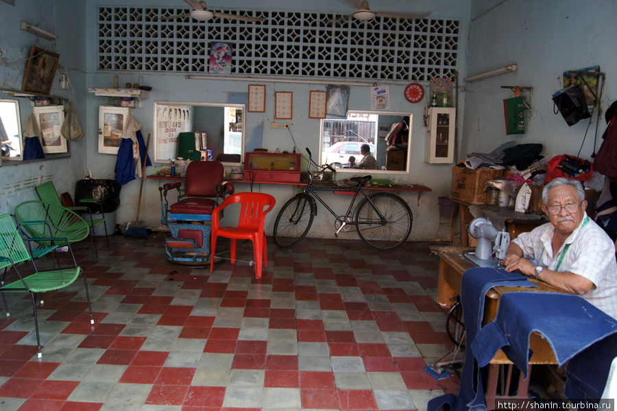 Швейная мастерская с парикмахерской в одном флаконе Вальядолид, Мексика