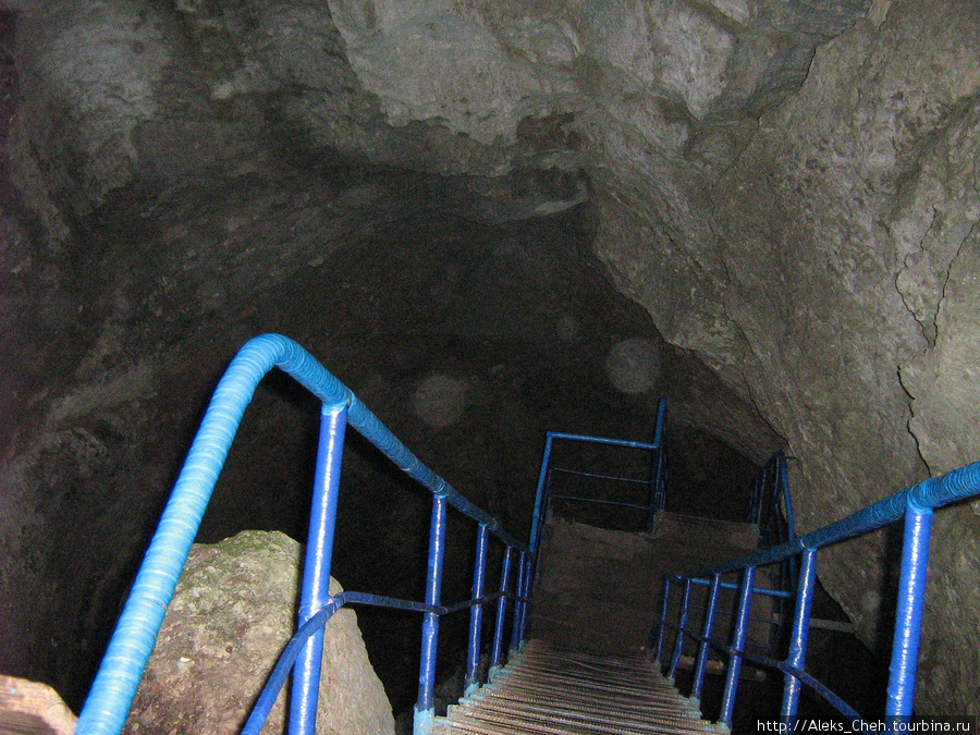 Пещера Трехглазка Мисхор, Россия
