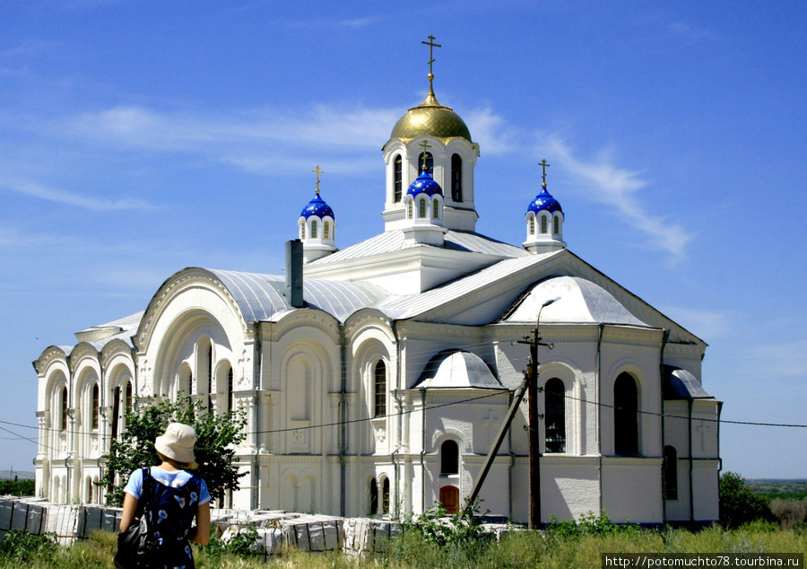 Монастырь на берегу Дона Серафимович, Россия