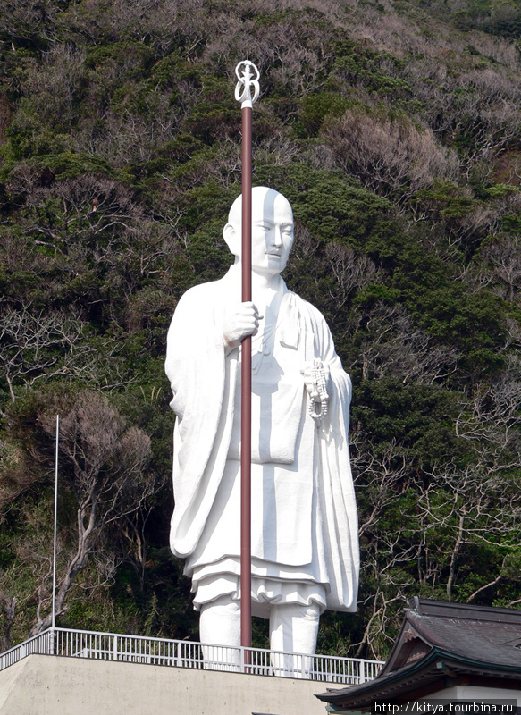 Статуя Кобо-дайси Мурото, Япония