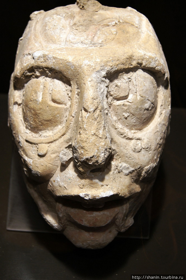 Каменное лицо Паленке, Мексика