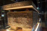 Каменный саркофаг