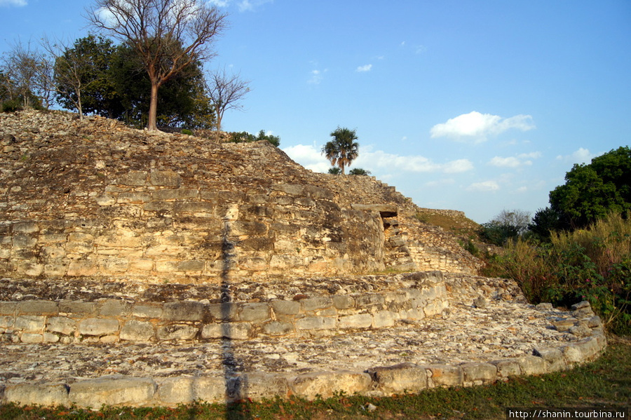 Угол пирамиды Штат Юкатан, Мексика