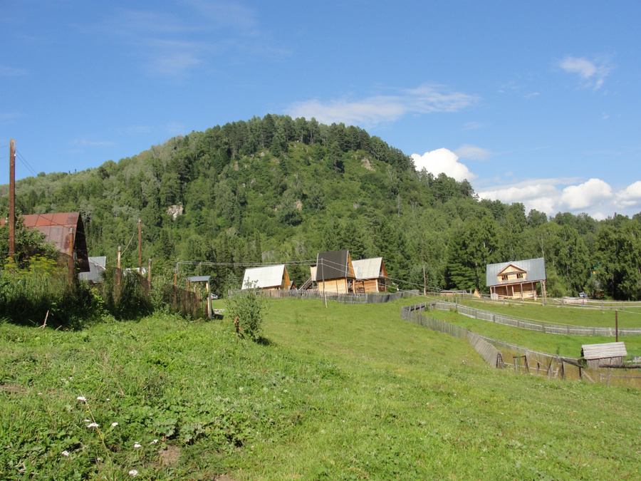 смотровая гора в поселке Артыбаш Республика Алтай, Россия