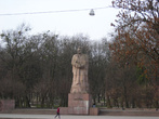 Памятник Франко.