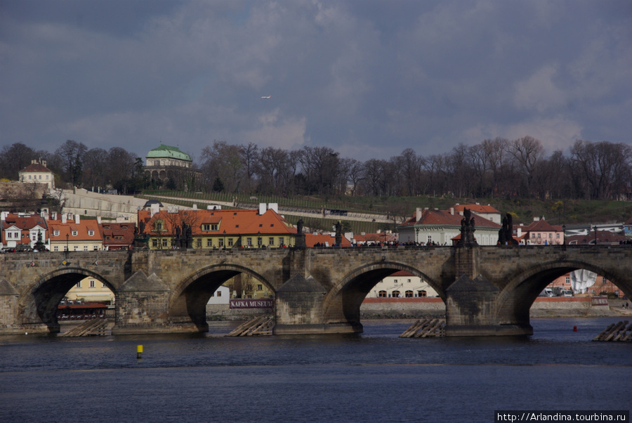 Мосты, дома, соборы над Влтавой... Прага, Чехия
