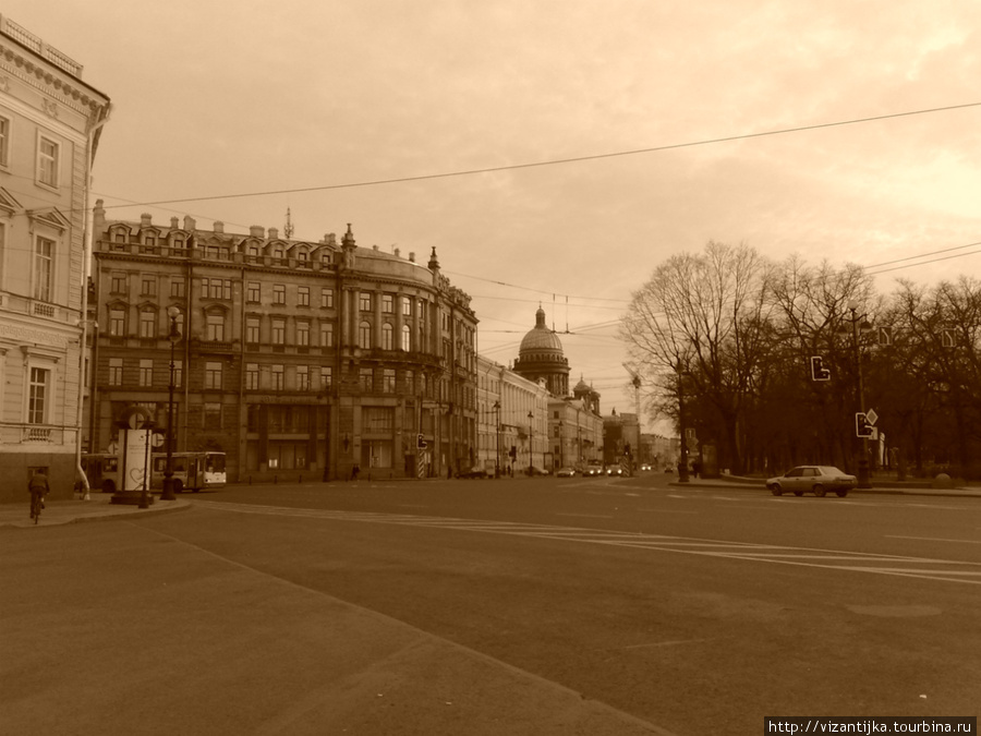 Ледоход на Неве. Набережная. Мост. Проспект... Санкт-Петербург, Россия