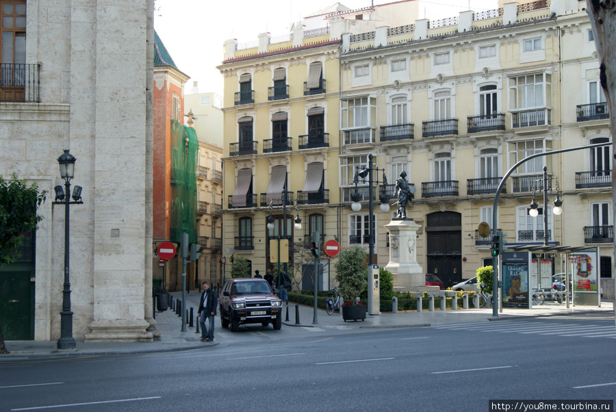 еще одна площадь Валенсия, Испания
