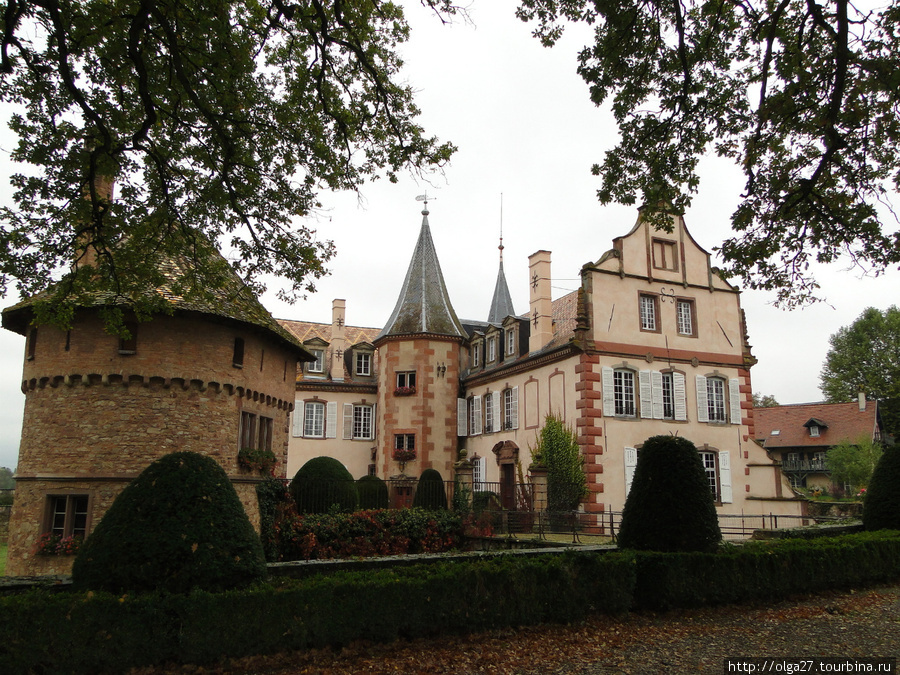 Отель в старинном шато Остхоффен (Chateau d’Osthoffen),недалеко от Страсбурга. Эльзас, Франция