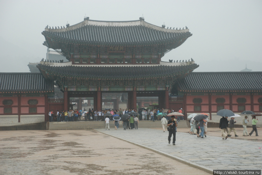 Главный вход в дворец Сеул, Республика Корея