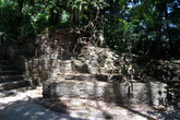 Руины в джунглях Паленке