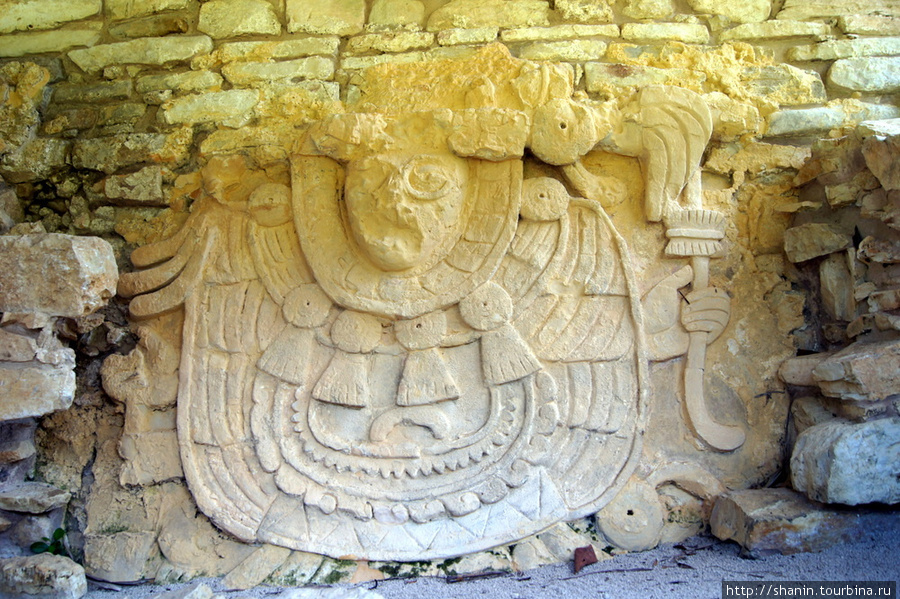 Резьба по камню на храме дель Конде Паленке, Мексика