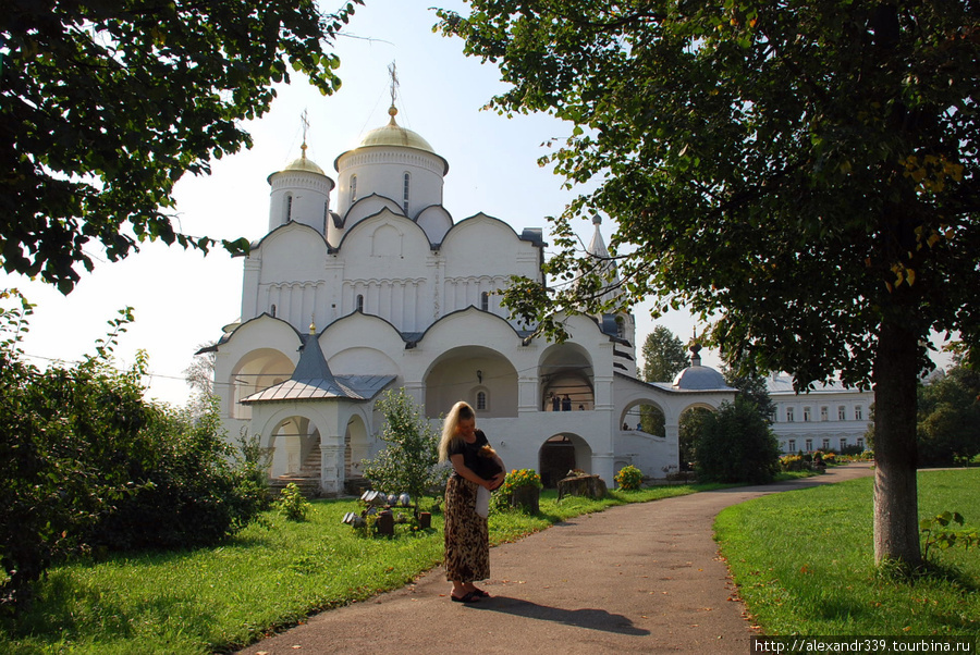 Покровский монастырь Суздаль, Россия