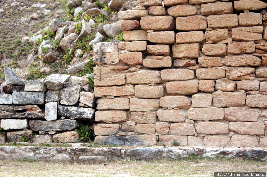 Каменная кладка в Ушмале Ушмаль, Мексика