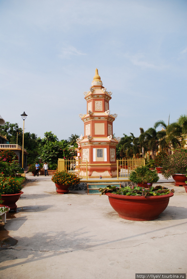 Пагода Винь Чанг Хошимин, Вьетнам