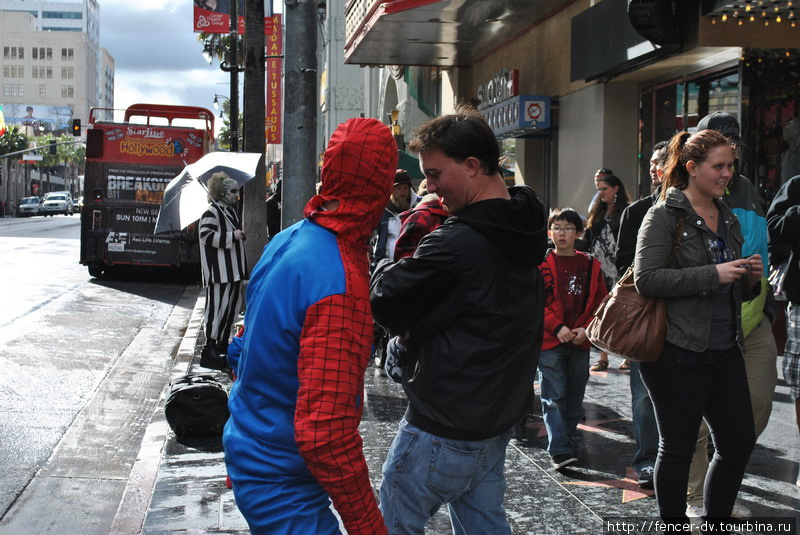 Супермен для желающих сфотографироваться Голливуд, CША
