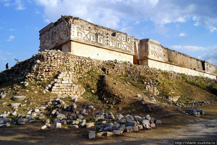 Дворец правителя в Ушмале Ушмаль, Мексика
