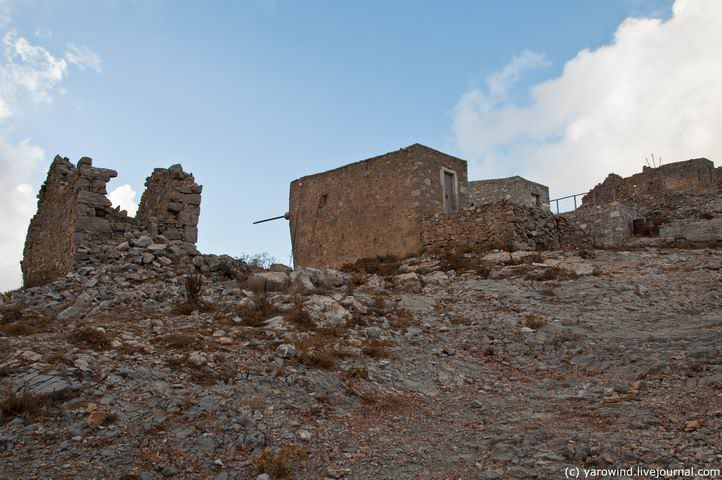Руины ветряных мельниц Лассити, Греция