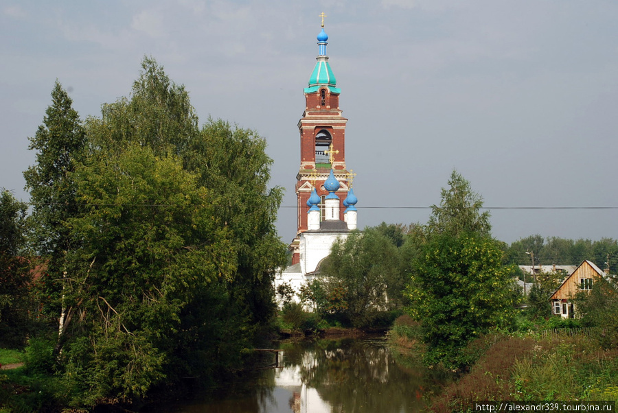 Церковь Покрова Пресвятой Богородицы  построена в 1769 году. Юрьев-Польский, Россия