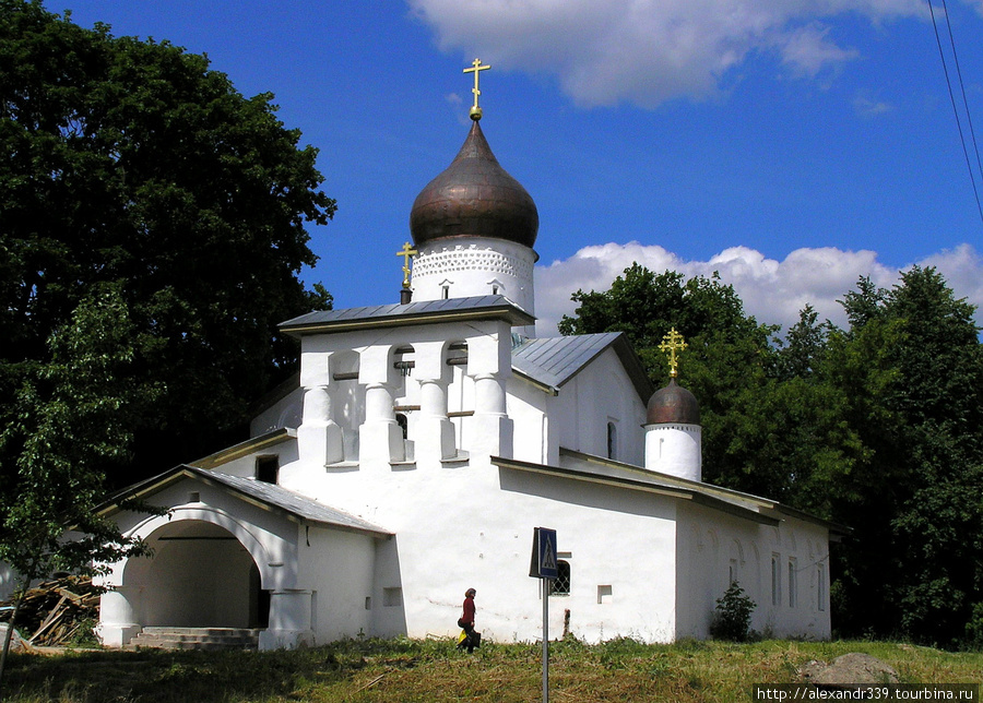Церковь Воскресения Христова со Стадища (1532г.) Псковская область, Россия