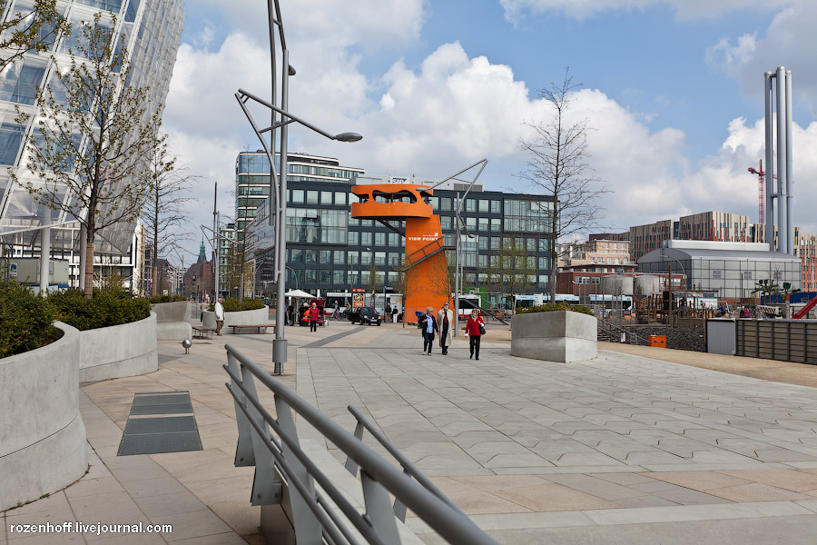Оранжевая штука — смотровая площадка. Гамбург, Германия