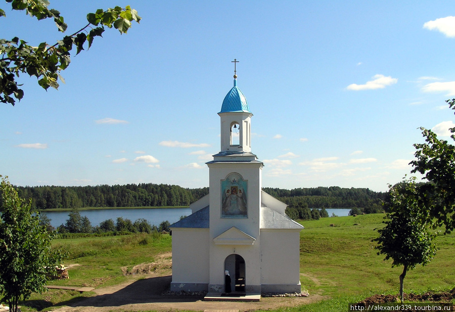 В 1992 году над источником построена часовня. Санкт-Петербург, Россия