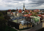 Таллинн. Вид на Старый город и шпиль церкви Олевисте.