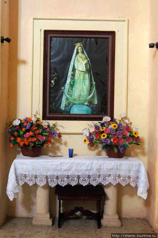Францисканский монастырь Муна, Мексика