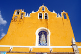 Фасад монастыря