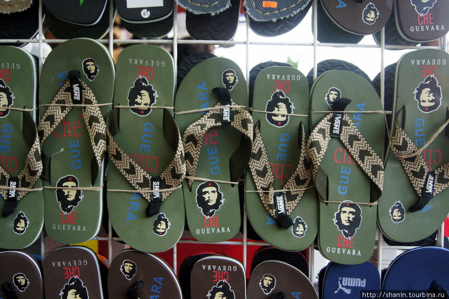 Шлепанцы с портретом Че Гевары — издевательство над героем? Четумаль, Мексика