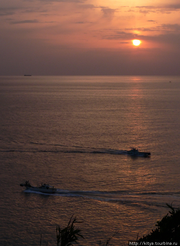Восход над Тихим океаном Тосасимидзу, Япония