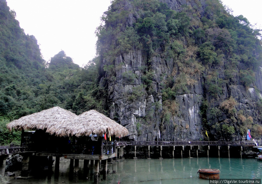 Остров Bo Hon Island Халонг бухта, Вьетнам