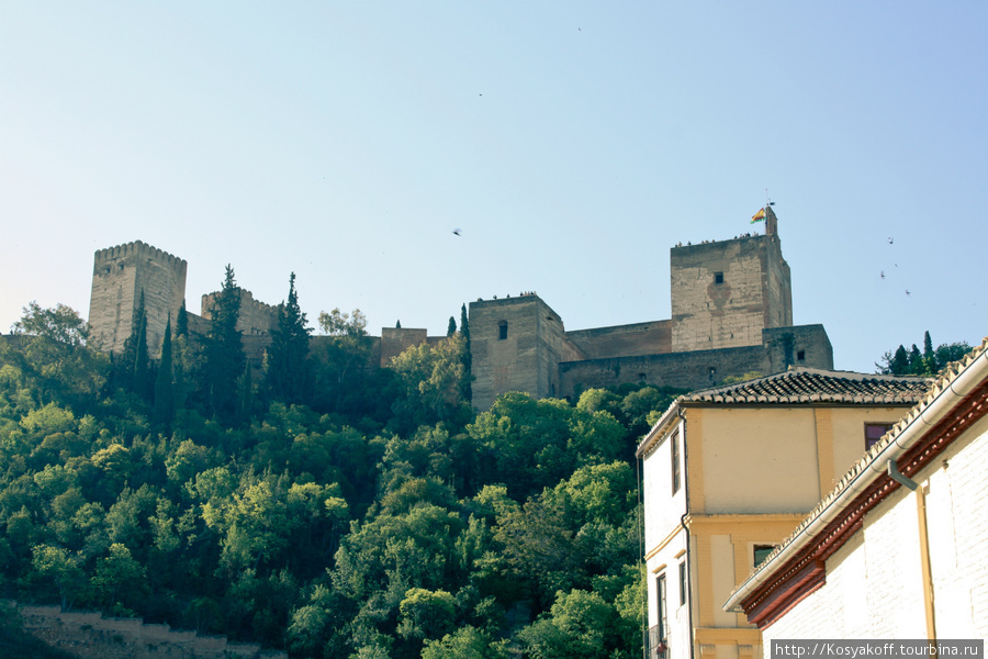 Неприступная крепость Гранада, Испания