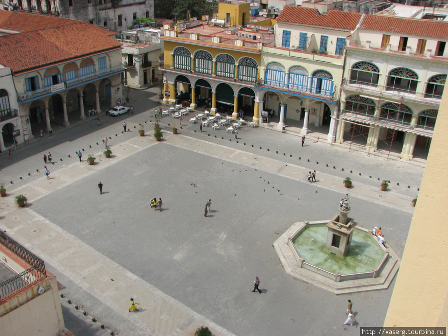 Plaza Vieja. Старая площадь. Гавана, Куба