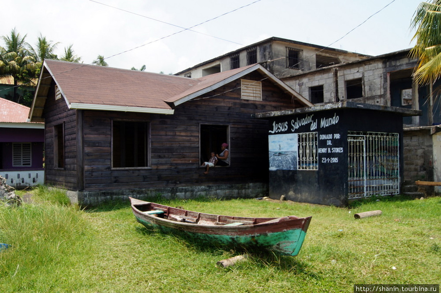 Дом на берегу моря Ливингстон, Гватемала