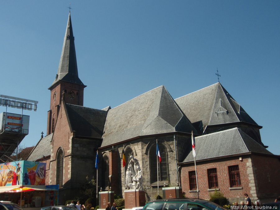 Церковь Св. Варфоломея Мускрон, Бельгия