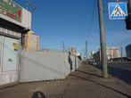 А это угол маленького  грязного рынка у метро Проспект Большевиков- позор района.