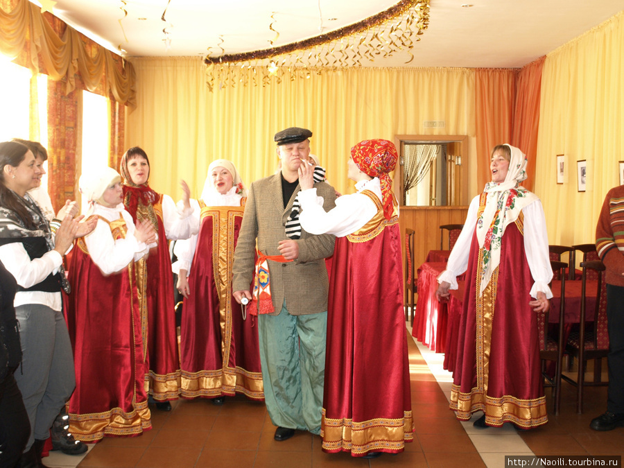 Русские традиции встречи гостей Александровский кремль Александров, Россия