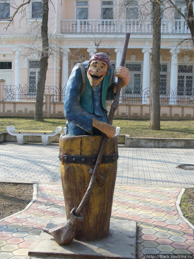 В гостях у мультяшных персонажей Евпатория, Россия