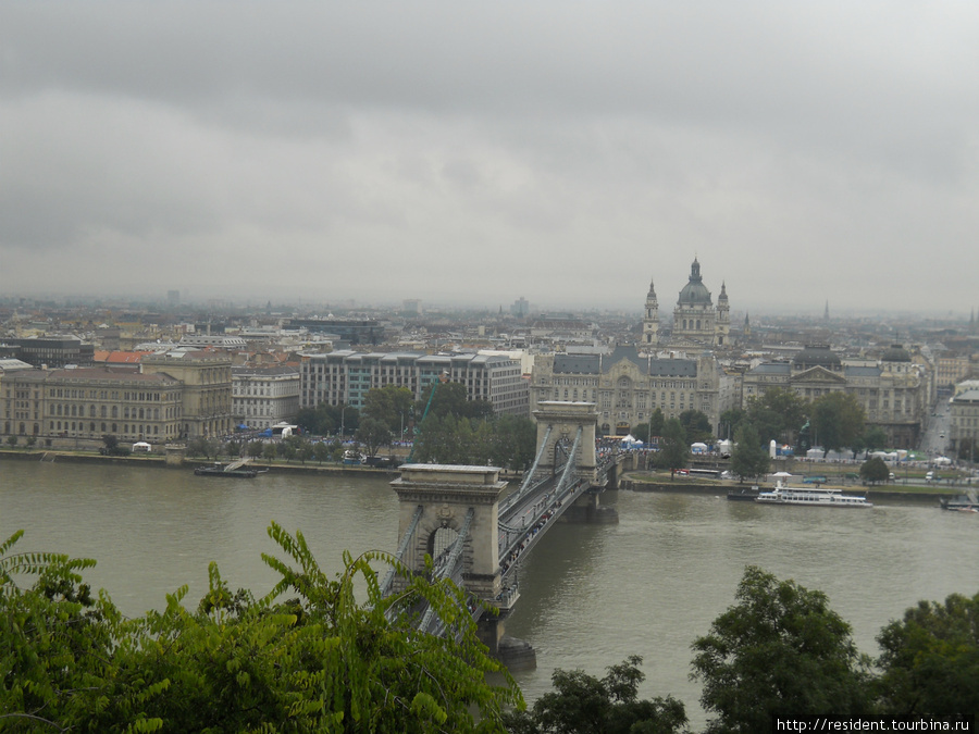 Вид на цепной мост Сечени Будапешт, Венгрия