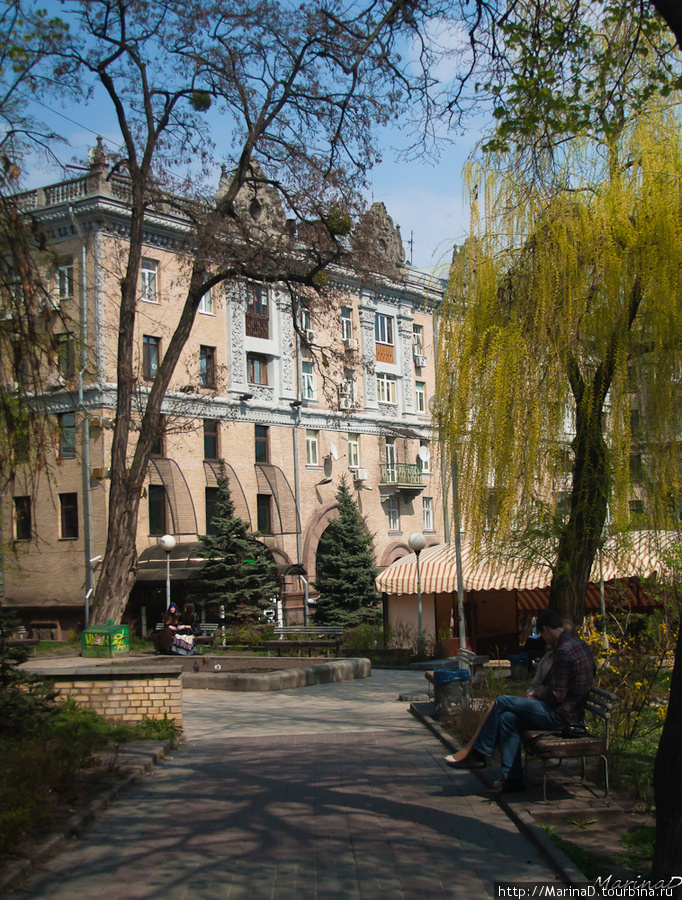 Улица Прорезная, часть вторая Киев, Украина