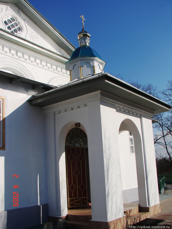 Свято-Покровский Красногорский женский монастырь. Золотоноша, Украина
