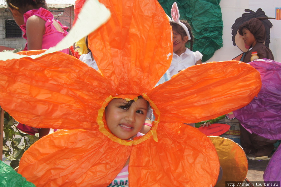 Дети — цветы жизни Рио-Дульсе, Гватемала