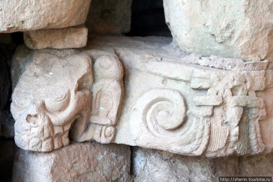 Резьба по камню Копан-Руинас, Гондурас