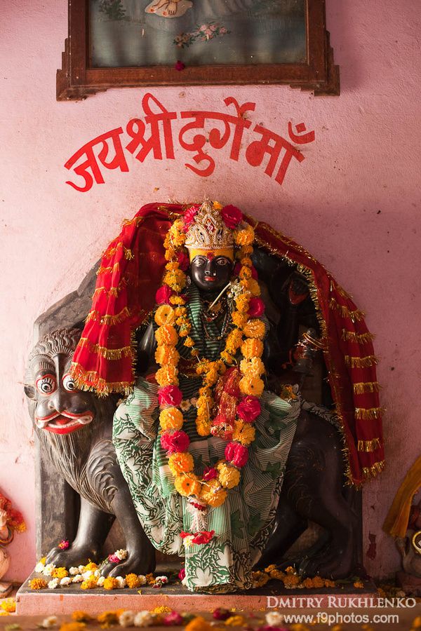Дурга в храме Уджайн, Индия