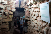 Туристы в туннеле Росалила