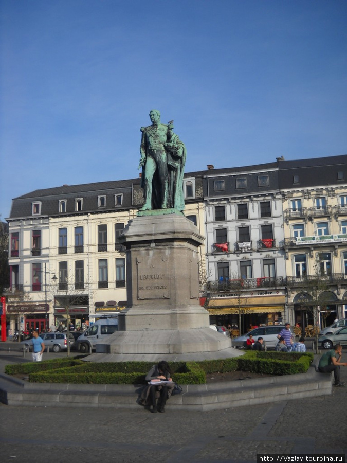 Памятник Монс, Бельгия