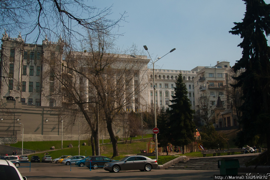 Вид на Банковую с площади И. Франка Киев, Украина