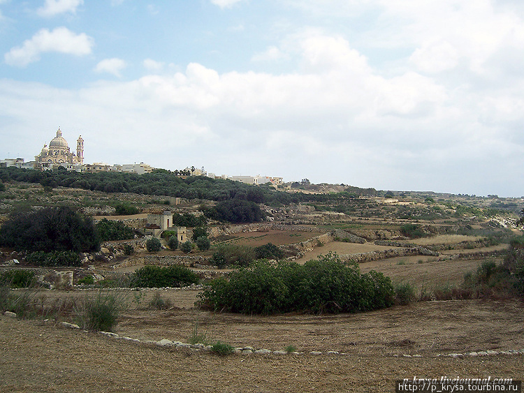 Начало прогулки недалеко от Та’Ченч Саннат, Мальта